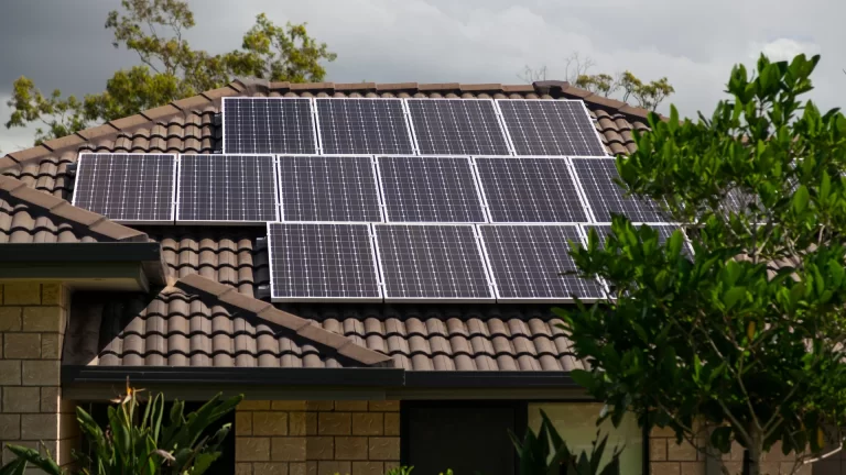 Do Solar Panels Work On Cloudy Days